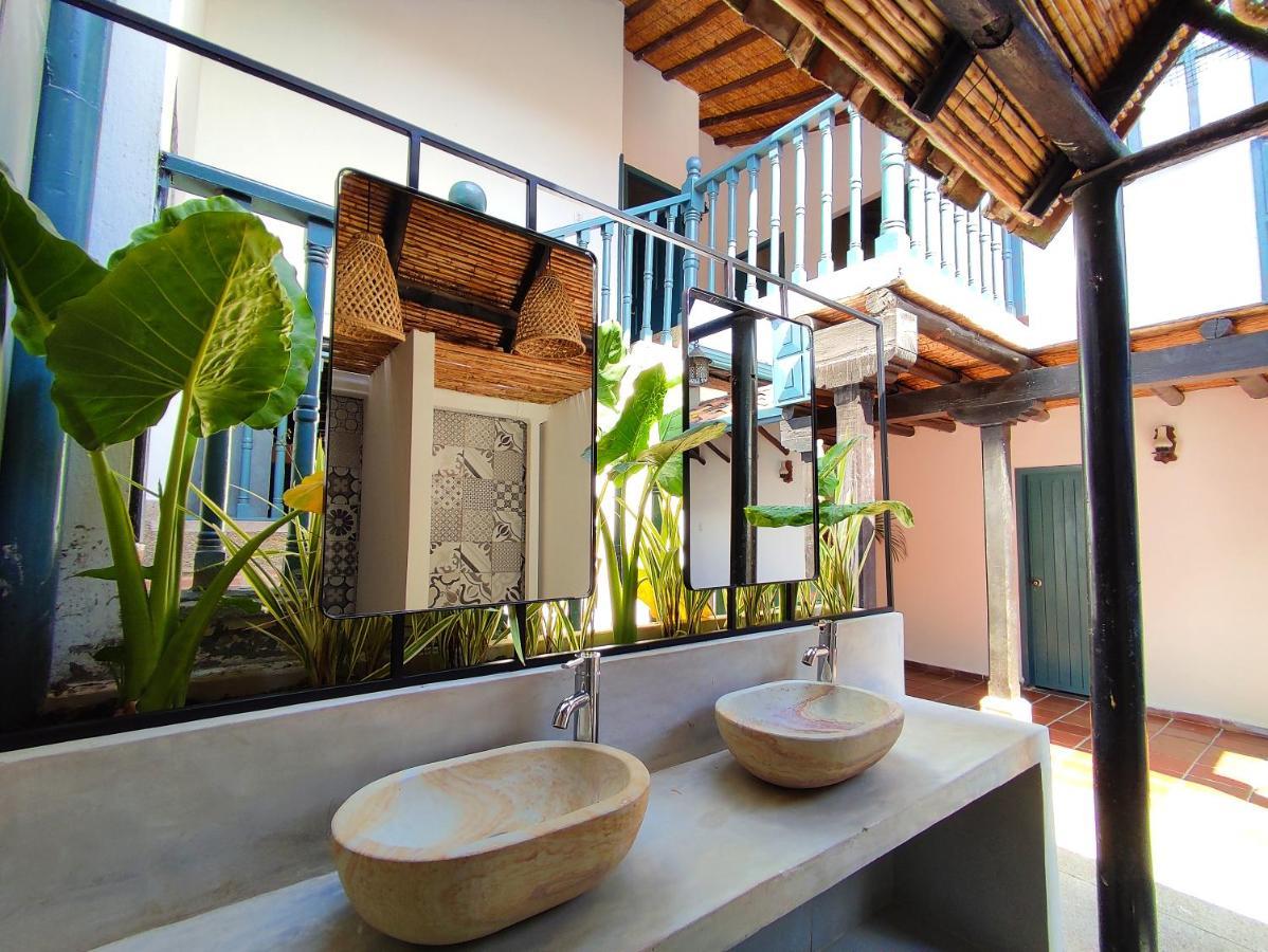 Trip Monkey Giron Hotel Ngoại thất bức ảnh