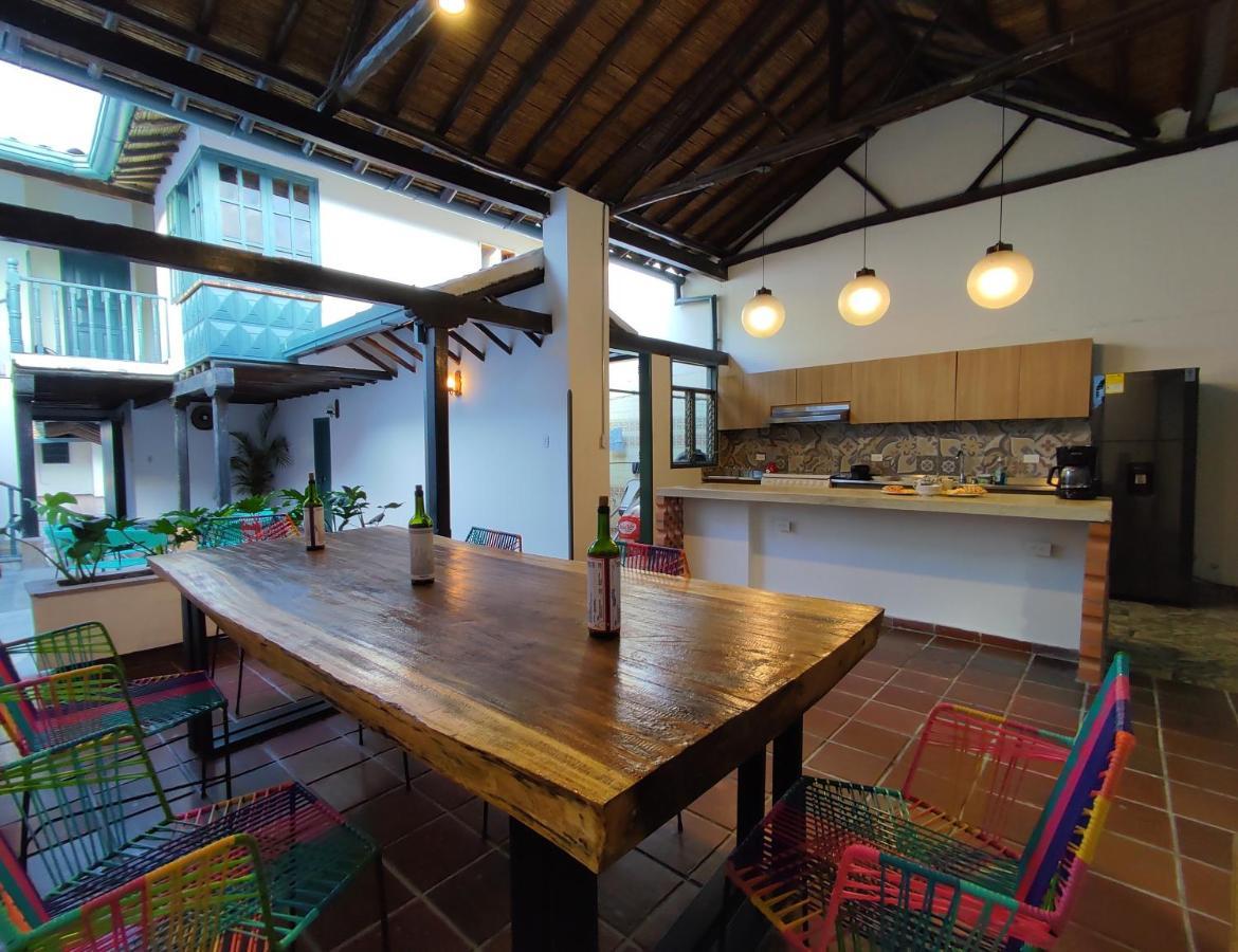 Trip Monkey Giron Hotel Ngoại thất bức ảnh