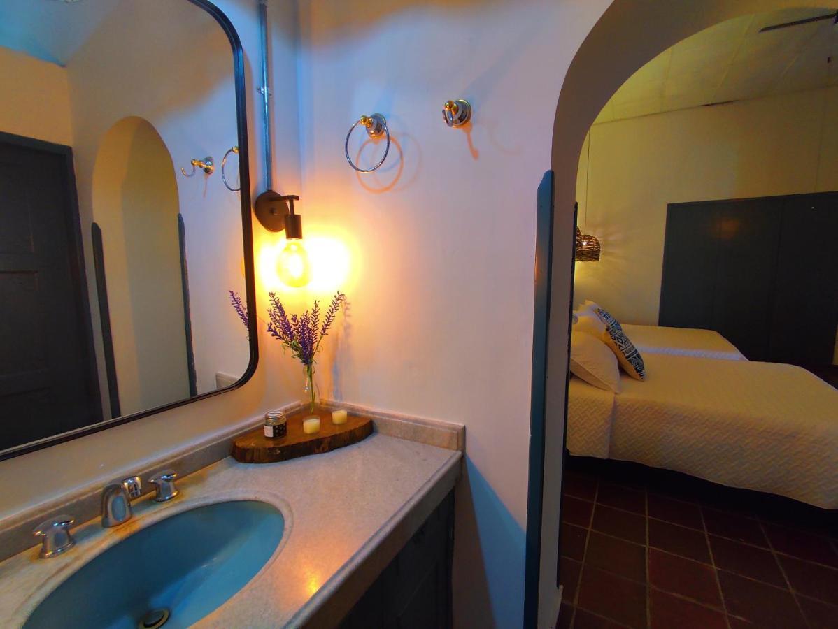 Trip Monkey Giron Hotel Ngoại thất bức ảnh
