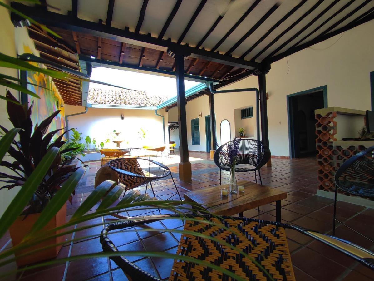 Trip Monkey Giron Hotel Ngoại thất bức ảnh