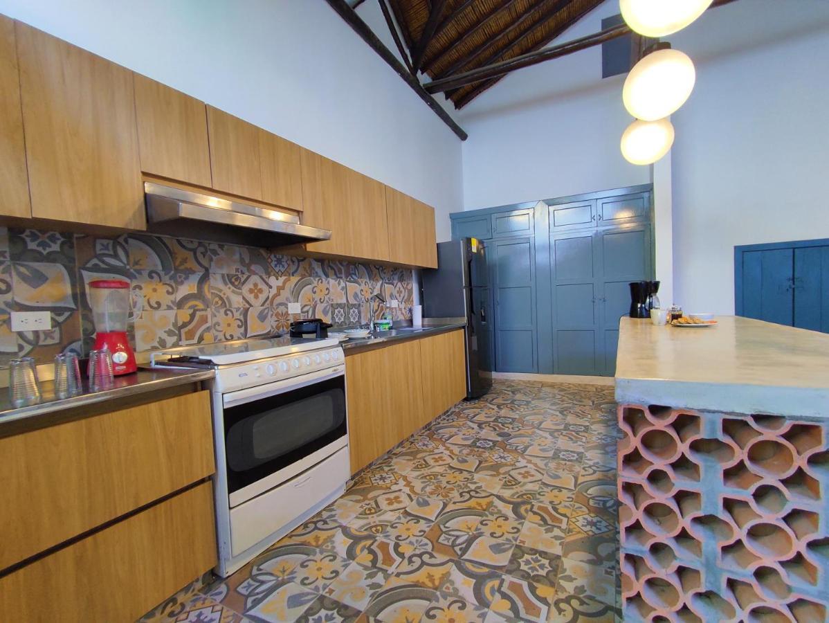 Trip Monkey Giron Hotel Ngoại thất bức ảnh