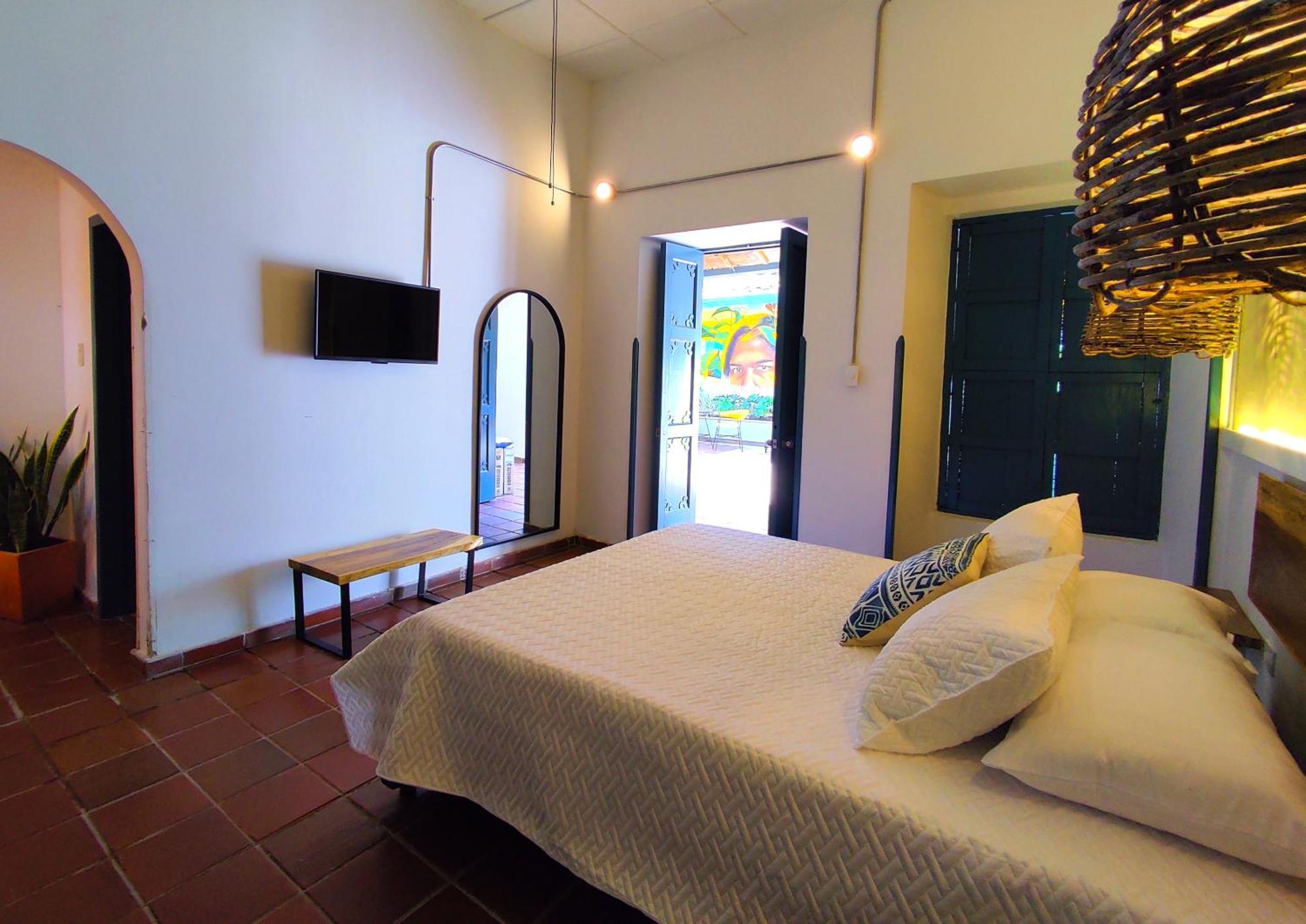 Trip Monkey Giron Hotel Phòng bức ảnh